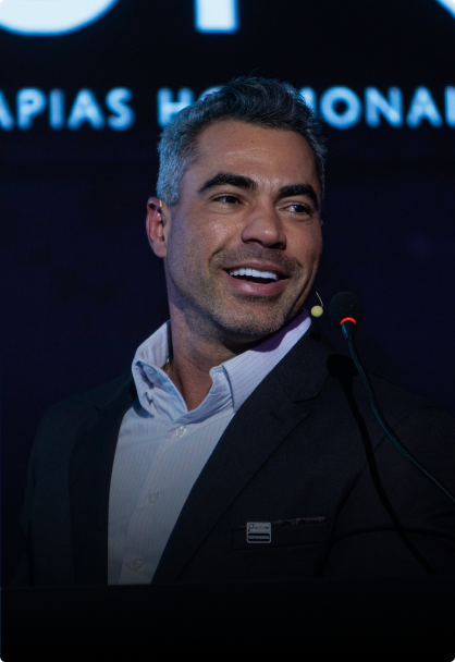 Dr. Lucas Bittencourt